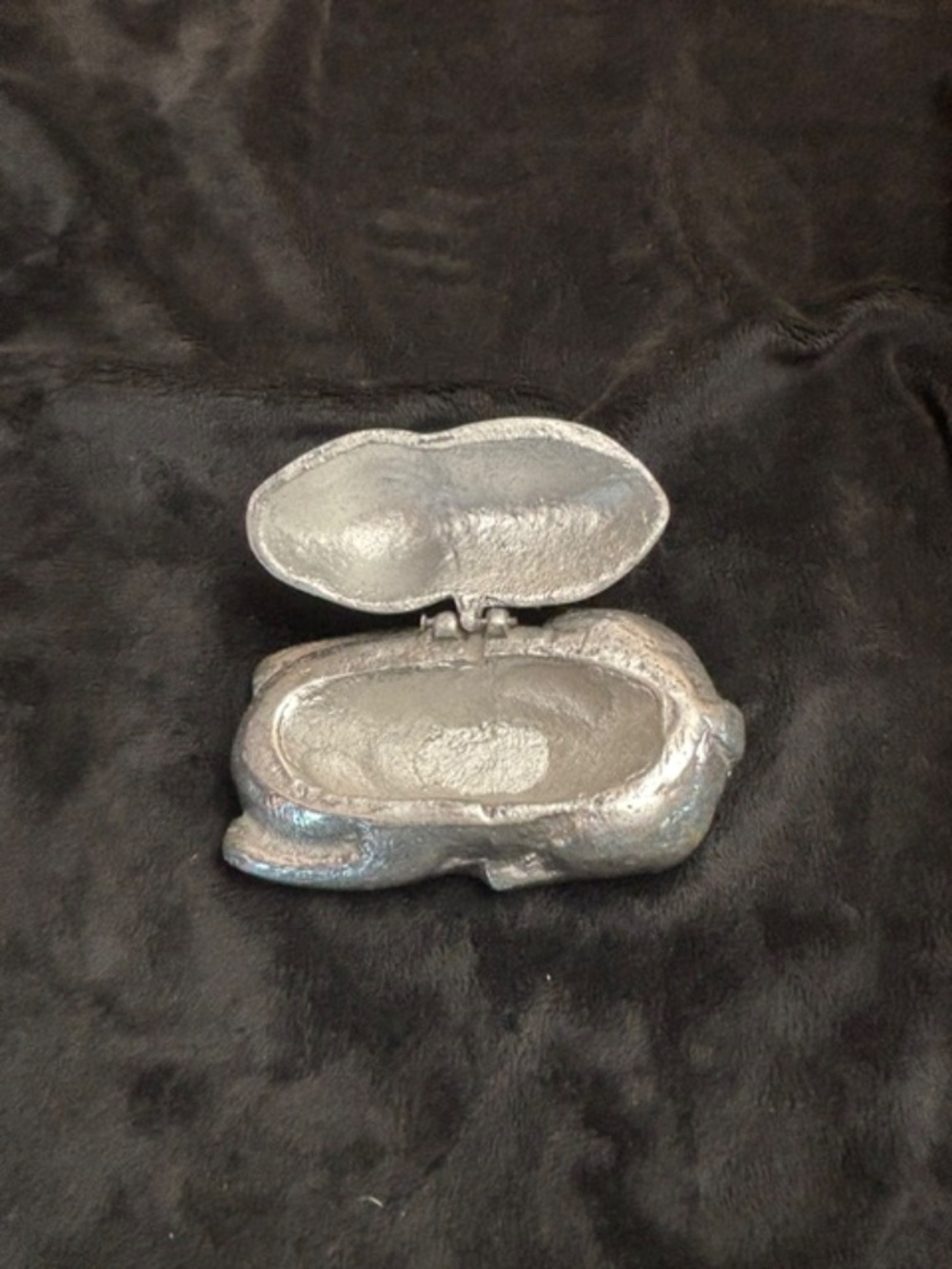 Arthur Court Style Trinket Box- Rabbit - Picture 3 of 4
